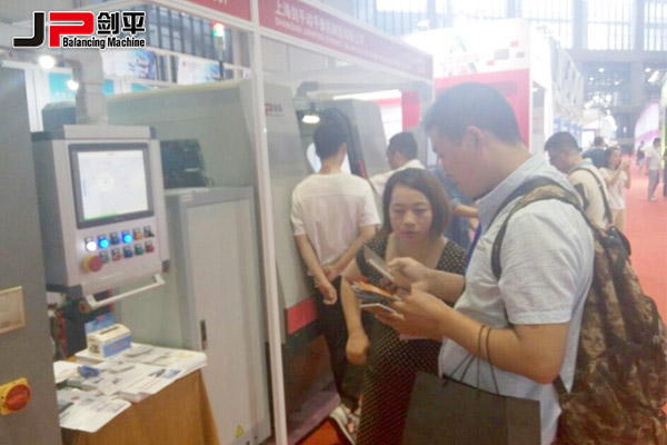 新能源汽車全面發(fā)展，劍平助力汽車智能化|動(dòng)平衡機(jī)