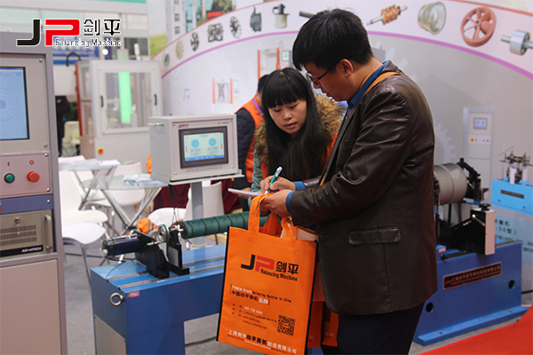 上海劍平動平衡機(jī)驚艷亮相中國制冷展現(xiàn)場
